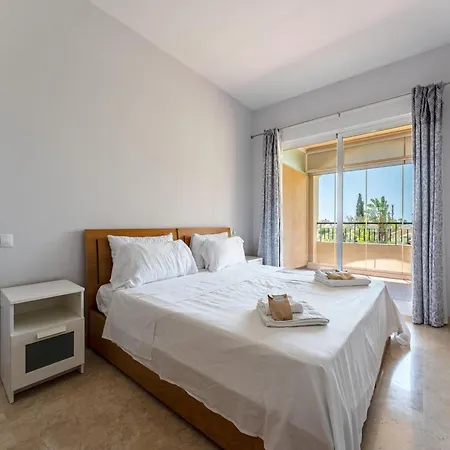 Faro's Playa Marina بيت للعطل ميخاس